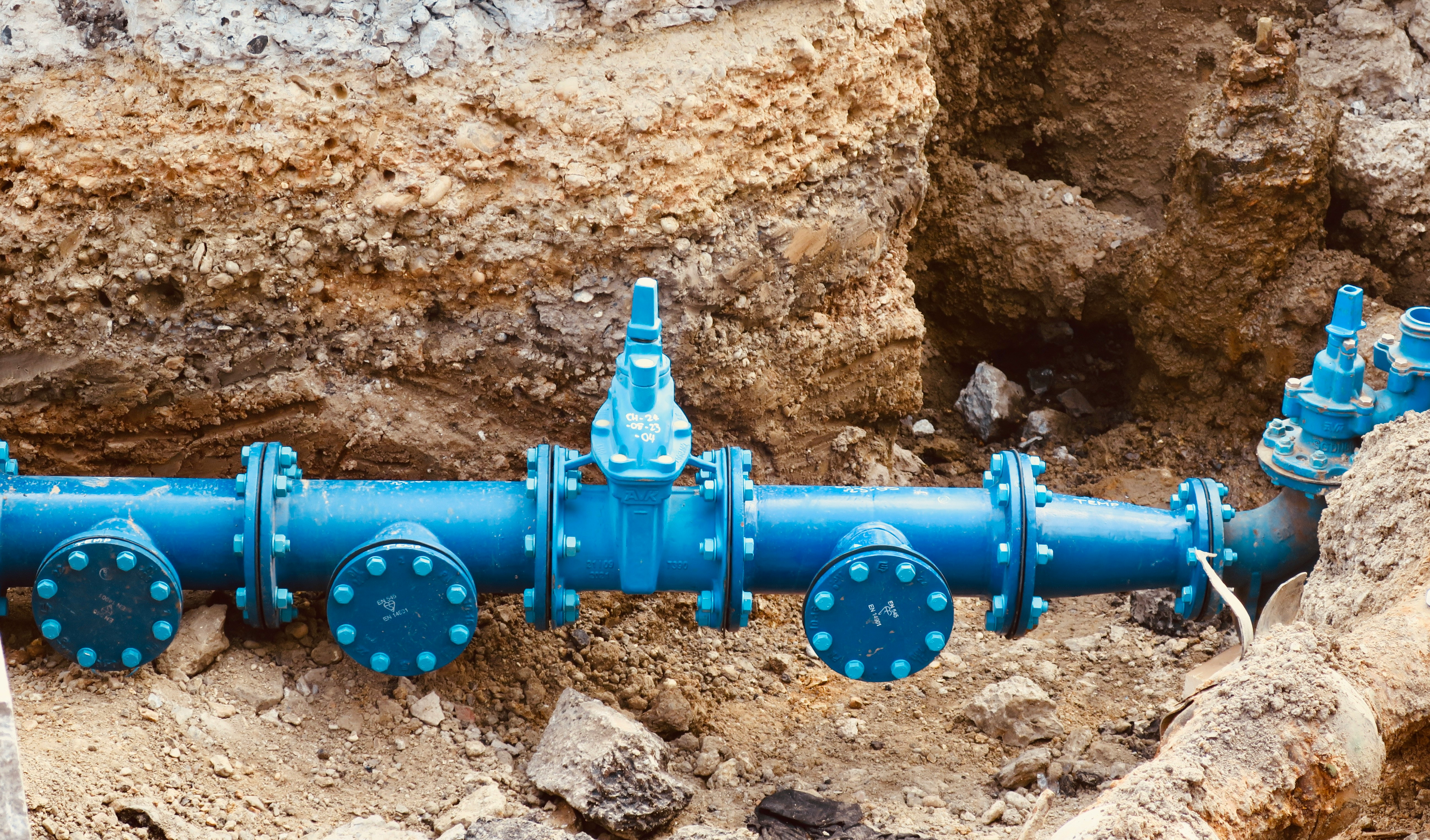 Water infrastructure pipes